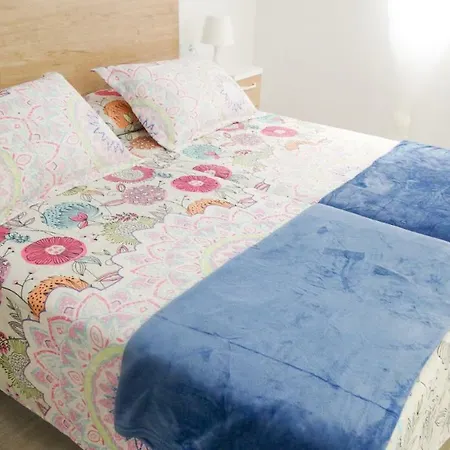 Atico Centro Almendros Trg Apartamento